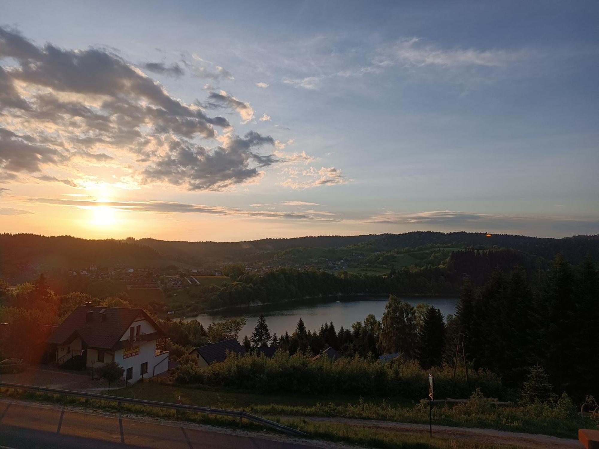 Villa Domki Nad Jeziorem à Wolkowyja Extérieur photo